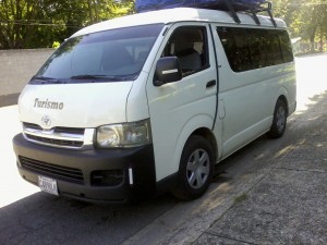 Bus Toyota